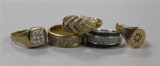 Five assorted 9ct gold dress rings, including four set with diamonds.